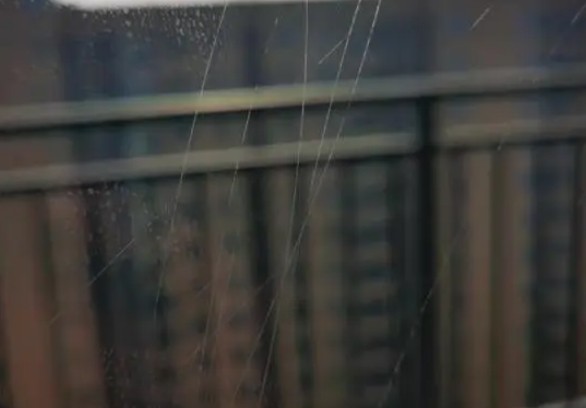 分析玻璃加工中划伤问题与解决方法