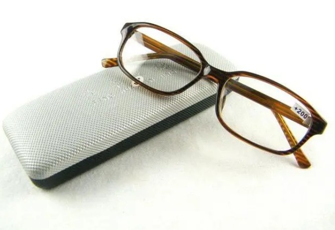 眼镜用光学树脂镜片知识 眼镜用光学树脂镜片知识