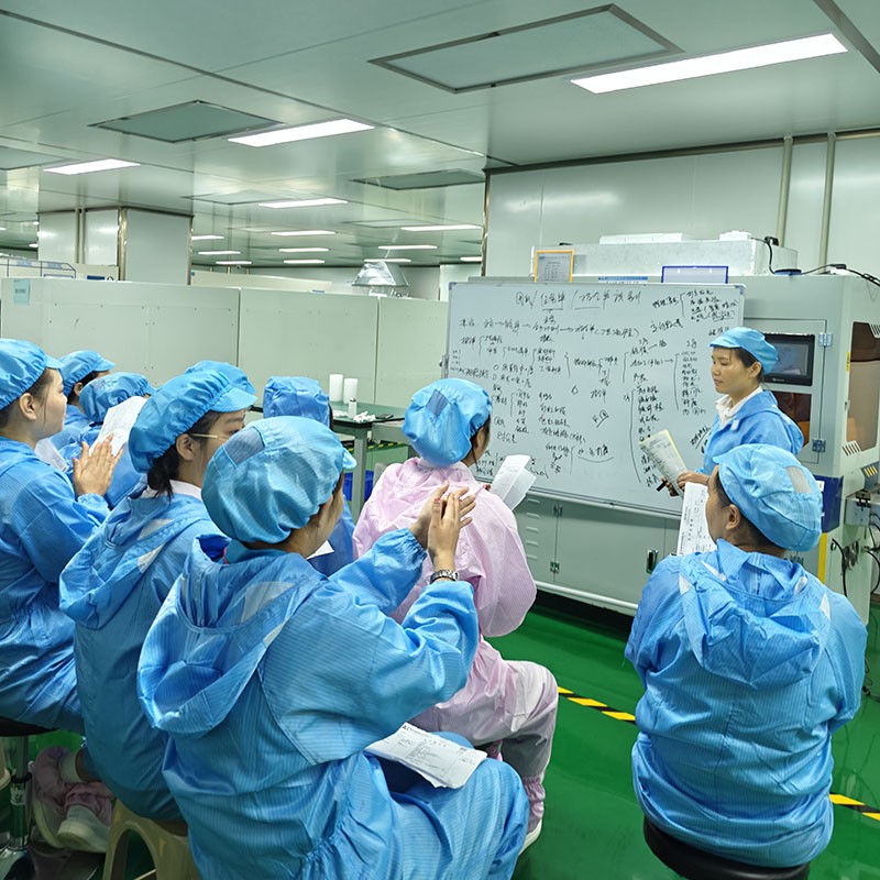 EMC易倍南京镜片车间现场人员培训