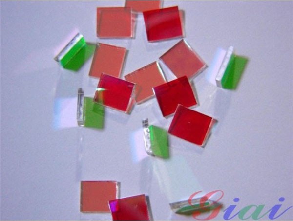 多带通滤光片 多带通滤光片