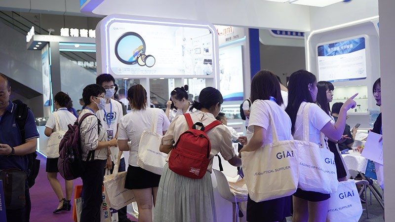 往期光博会展会摄图