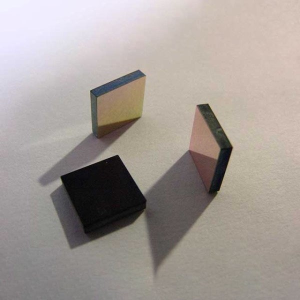 940nm黑玻璃带通滤光片 940nm黑玻璃带通滤光片