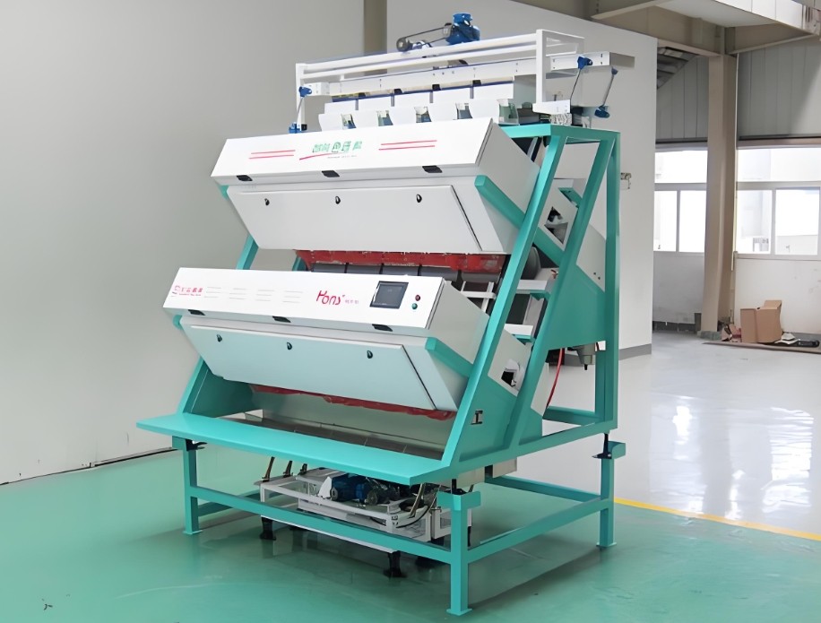 工业加工筛选色选机光学镜片应用分析