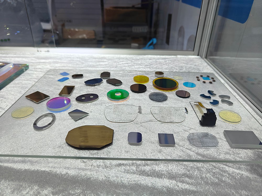 滤光片 EMC易倍平面滤镜及反射镜展示