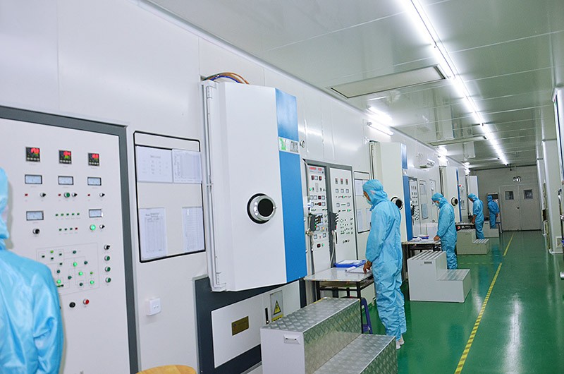 真空镀膜工厂图