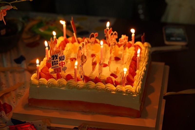 EMC易倍秋季员工生日会16 滤光片