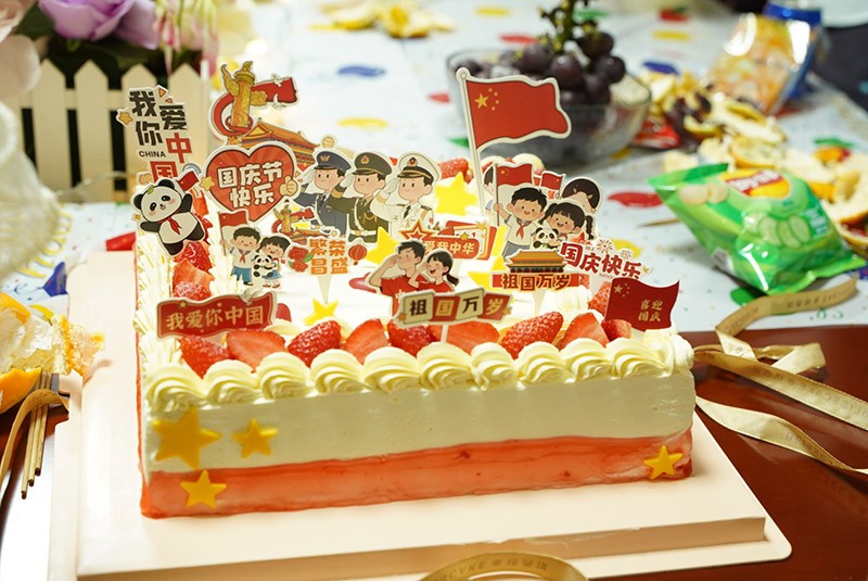 EMC易倍秋季员工生日会15 滤光片