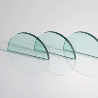 光学玻璃分类：有色玻璃与无色玻璃